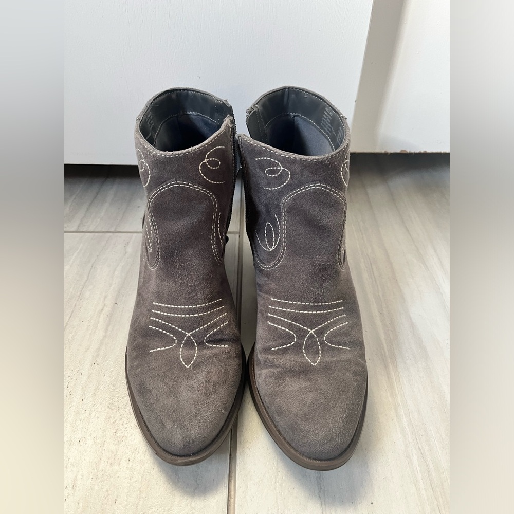 Women’s boots